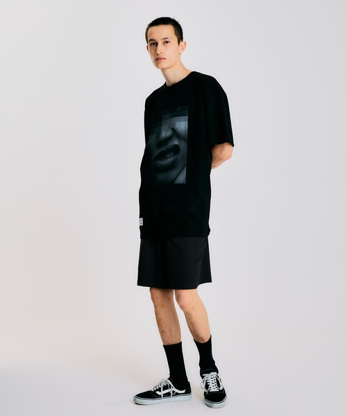 NOISE MAKER（ノイズメーカー）の「《ユニセックス》PHOTO TEE（Tシャツ/カットソー・メンズ・ホワイト/ブラック・M/L/XL）」の9枚目の写真