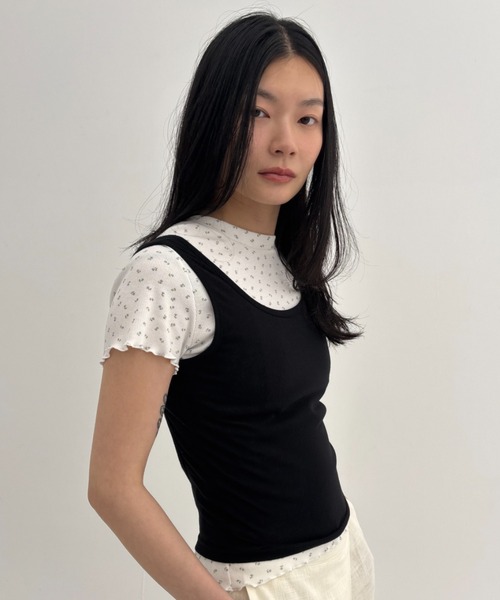FUULLY STUDIO(フーリィーステューディオ)の「フラワープリントコンパクトTシャツ(Tシャツ/カットソー・レディース・ベージュ/ブルー・FREE)」の22枚目の写真