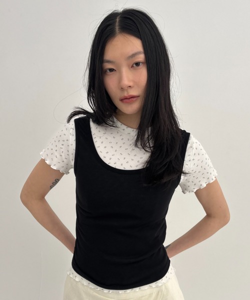 FUULLY STUDIO(フーリィーステューディオ)の「フラワープリントコンパクトTシャツ(Tシャツ/カットソー・レディース・ベージュ/ブルー・FREE)」の21枚目の写真