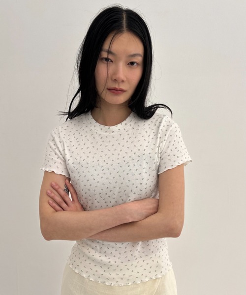 marimekko フラワープリント Tシャツ S セール】フラワープリントコンパクトTシャツ（Tシャツ