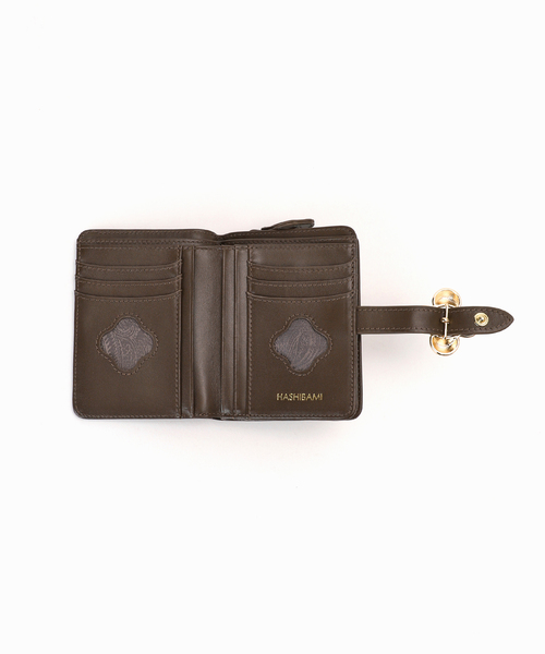 Spick & Span（スピックアンドスパン）の「《WEB限定追加》HASHIBAMI / ハシバミ  FLOWERバックル ウォレット（財布・レディース・イエロー/ブラウン・FREE）」の16枚目の写真