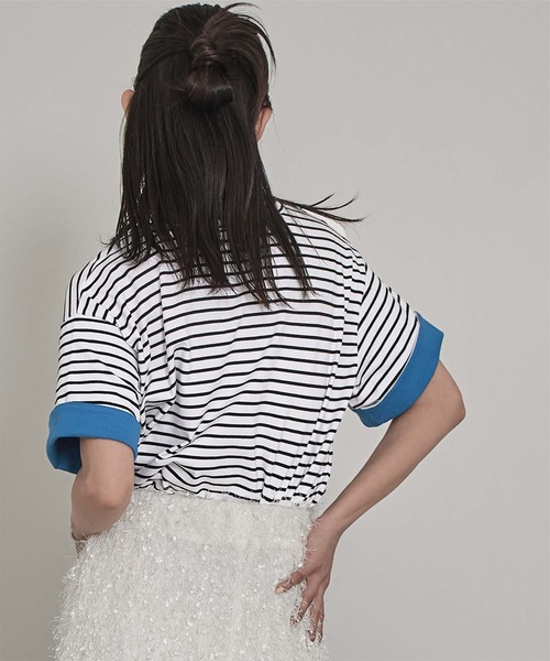miette(ミエット)の「配色ロールアップTシャツ(Tシャツ/カットソー・レディース・ネイビー/オフホワイト/ホワイト系その他/ブラック・FREE)」の12枚目の写真