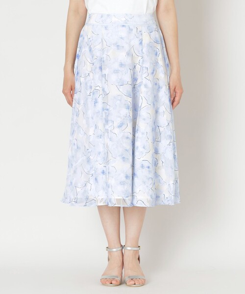TO BE CHIC（トゥー ビー シック）の「ローズプリントジャカード フレアスカート（スカート・レディース・ピンク系その他2/ブルー系その他4・42/40）」の7枚目の写真