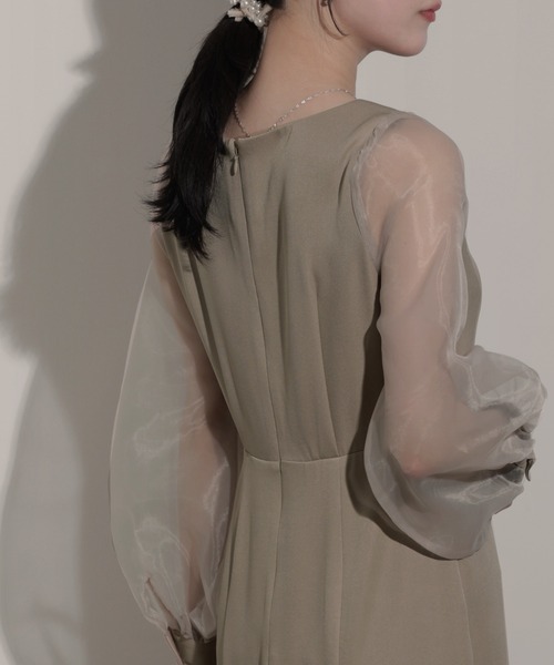 nouvellemoi（ヌーベルモイ）の「シアーボリュームスリーブマーメイドワンピース（ワンピース・レディース・アイボリー/グレイッシュベージュ/ブラック/チャコール・S/M/L）」の6枚目の写真