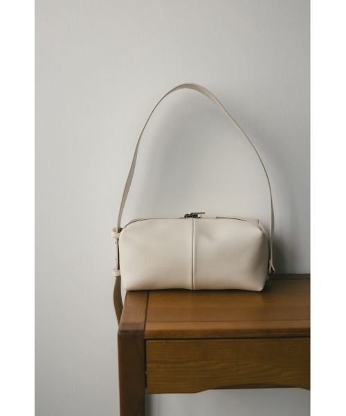MOLVAR ワイドショルダーバッグ 白 SHOULDER BAG | MOLVAR official web site