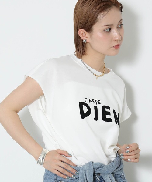 Gready Brilliant(グレディブリリアン)の「ハンドロゴフレンチTシャツ(Tシャツ/カットソー・レディース・ブラック/ブルーグレー/レッド/オフホワイト・FREE)」の11枚目の写真