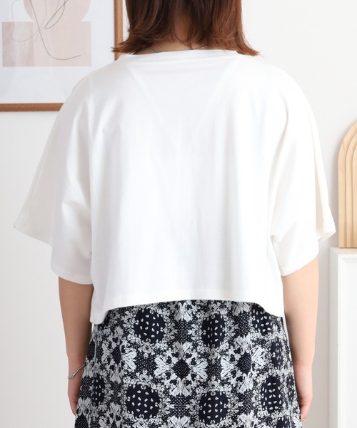 atONE（アットワン）の「レーヨンキャミOP＋小花柄天竺Tシャツアンサンブル（ワンピース・レディース・ネイビー/アイボリー・3L/M/LL/L）」の12枚目の写真