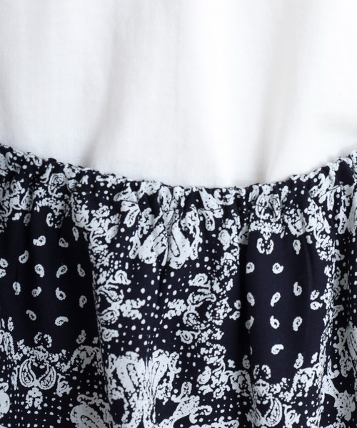 atONE（アットワン）の「レーヨンキャミOP＋小花柄天竺Tシャツアンサンブル（ワンピース・レディース・ネイビー/アイボリー・3L/M/LL/L）」の5枚目の写真