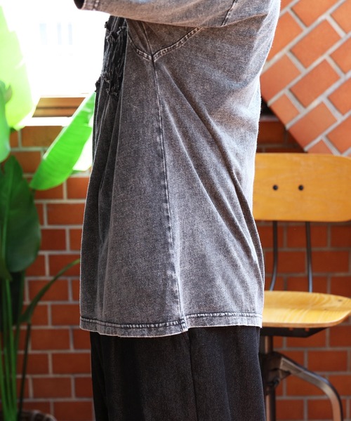 ８(eight)（エイト）の「グランジ加工刺繍Tシャツ（Tシャツ/カットソー・メンズ・ブラック系その他/ホワイト系その他/アイボリー/スミクロ・MEDIUM/LARGE）」の13枚目の写真