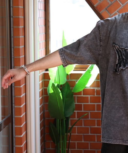 ８(eight)（エイト）の「グランジ加工刺繍Tシャツ（Tシャツ/カットソー・メンズ・ブラック系その他/ホワイト系その他/アイボリー/スミクロ・MEDIUM/LARGE）」の17枚目の写真