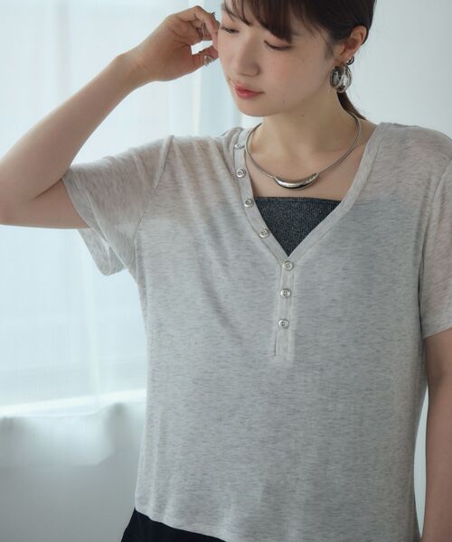 kivi(キヴィ)の「fake layered tops(Tシャツ/カットソー・レディース・グレー系その他/ブラック/ブラウン・FREE)」の2枚目の写真