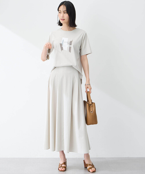 A/C DESIGN BY ALPHA CUBIC(エーシーデザインバイアルファキュービック)の「【接触冷感・UVカット】グラフィックTシャツ(Tシャツ/カットソー・レディース・オフホワイト/ライトグレー・M/L/LL)」の5枚目の写真