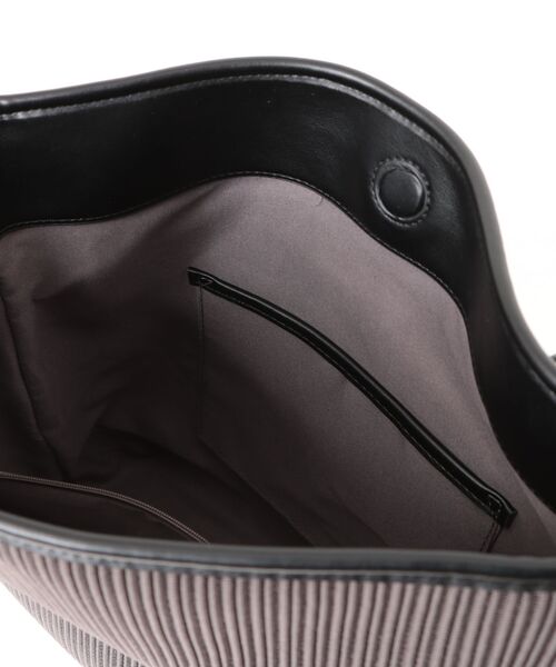 Jewelna Rose（ジュエルナローズ）の「JEWELNA by Jewelna Rose ニットトートバッグ A4 16283（トートバッグ・レディース・グレー/ブラック/アイボリー・FREE）」の5枚目の写真