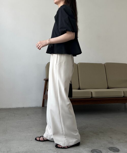 CAPRICIEUX LE'MAGE(カプリシューレマージュ)の「【オフショルでも着られる】パフスリーブペプラムブラウス(シャツ/ブラウス・レディース・ブラック/ホワイト/ブルー・FREE)」の22枚目の写真