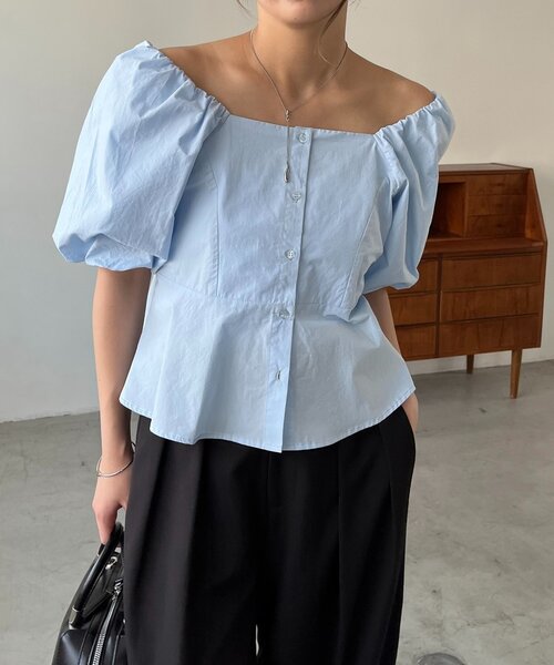 CAPRICIEUX LE'MAGE(カプリシューレマージュ)の「【オフショルでも着られる】パフスリーブペプラムブラウス(シャツ/ブラウス・レディース・ブラック/ホワイト/ブルー・FREE)」の11枚目の写真