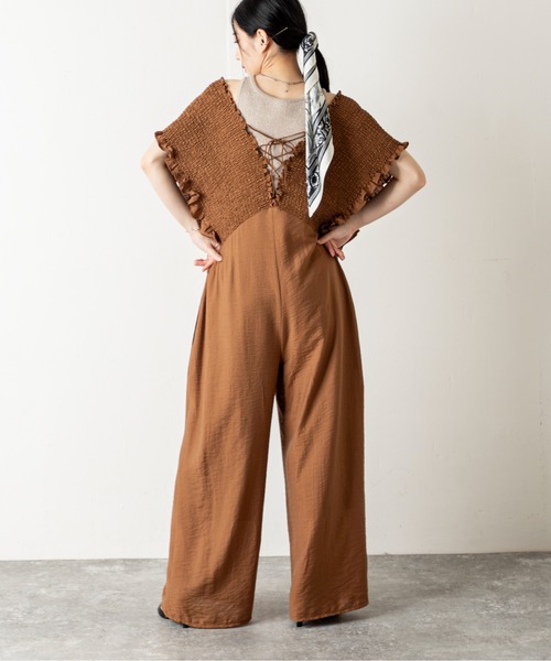 MILLION CARATS（ミリオンカラッツ）の「1枚で着こなし格上げ！華やかなペイズリーと花柄で魅せる、大人のためのシルクタッチスカーフ（ストール/ショール・レディース・ベージュ/ブラック/ブルー・FREE）」の6枚目の写真