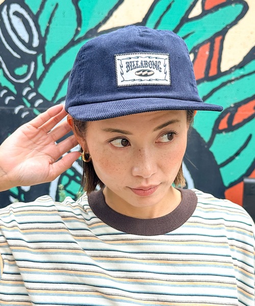 BILLABONG（ビラボン）の「BILLABONG メンズ 24A551512-HERITAGE S キャップ 【2025年秋冬モデル】/ビラボンロゴ5パネルコーデュロイキャップ（帽子）（キャップ・メンズ・ブラック/ブルー系その他・FREE）」の2枚目の写真