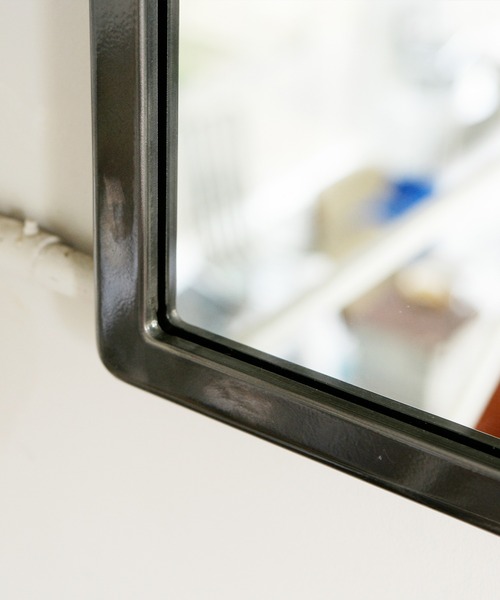 DULTON(ダルトン)の「WALL MIRROR L RAW/壁掛け ミラー(ミラー・メンズ・アンティークシルバー・L)」の7枚目の写真