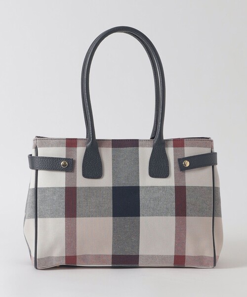 BLUE LABEL CRESTBRIDGE（ブルーレーベルクレストブリッジ）の「クレストブリッジチェックキャンバスハトメトート（ショルダーバッグ・レディース・ダークネイビー/ベージュ系その他・FREE）」の10枚目の写真