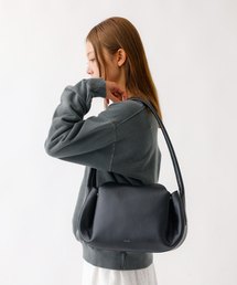 YArKA（ヤーカ）の「【YArKA/ヤーカ】real leather one shoulder tuck bag/リアルレザー/ワンショルダー/YArKA Y2406BLB52（ショルダーバッグ・メンズ）」
