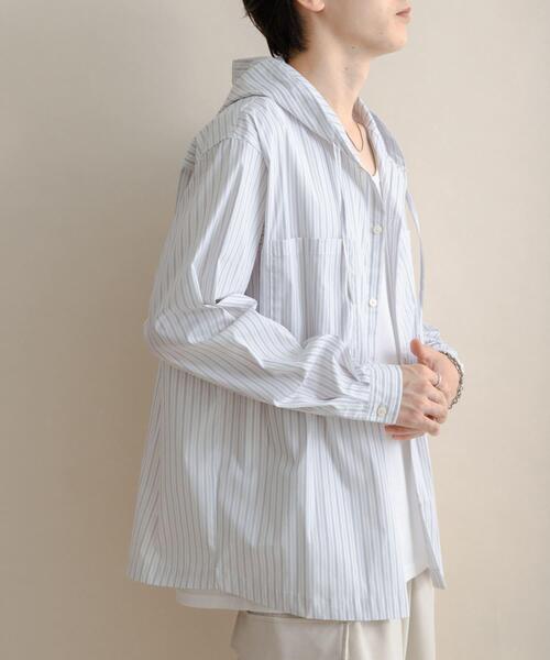 SENSE OF PLACE by URBAN RESEARCH（センスオブプレイスバイアーバンリサーチ）の「ストライプフーディールーズシャツ（シャツ/ブラウス・メンズ・ブルー/ホワイト・MEDIUM/LARGE）」の10枚目の写真