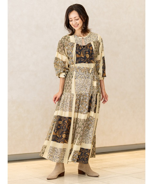 Banana Republic（バナナリパブリック）の「コットン ドロップウエスト マキシ シャツドレス（ワンピース・レディース・ベージュ/ネイビー・S/L/M/XS）」の4枚目の写真