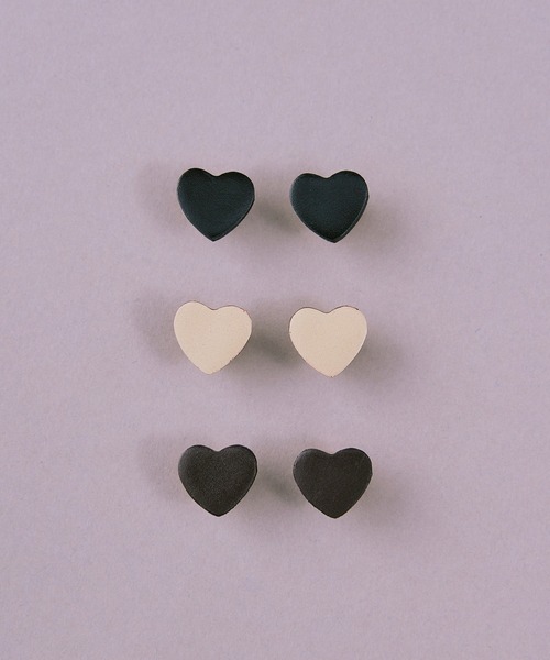 LAPUIS（ラピュイ）の「LAPUIS(ラピュイ)Heart Leather pierced earrings（ピアス（両耳用）・レディース・ブラック/ブラウン/ベージュ・FREE）」の22枚目の写真