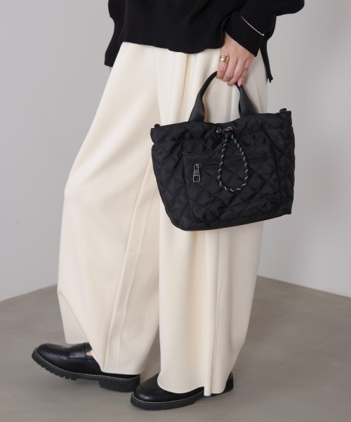 Bou Jeloud(ブージュルード)の「キルティングトート(トートバッグ・レディース・A/ブラック・ONESIZE)」の7枚目の写真