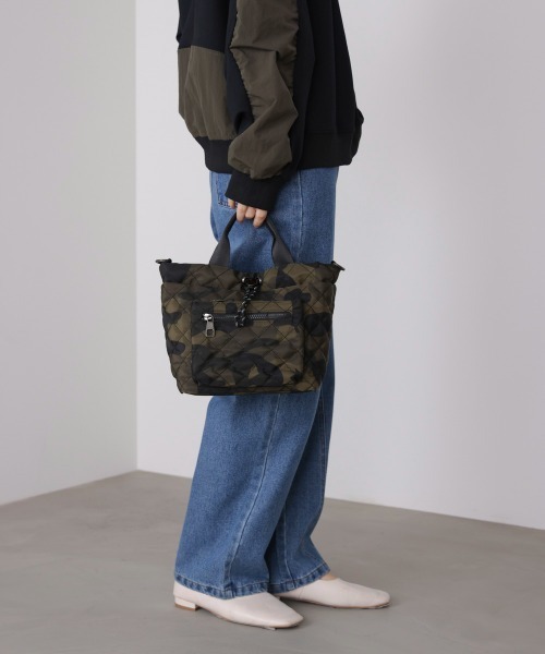 Bou Jeloud(ブージュルード)の「キルティングトート(トートバッグ・レディース・A/ブラック・ONESIZE)」の15枚目の写真
