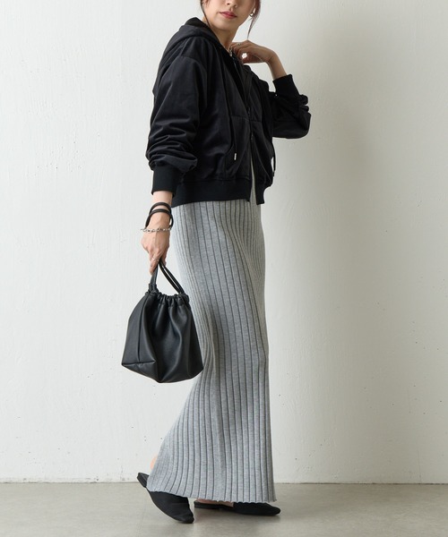 COLONY 2139（コロニートゥーワンスリーナイン）の「ベロアZIPパーカー（パーカー・レディース・チャコールグレー/ブラック/ブラウン・FREE）」の8枚目の写真