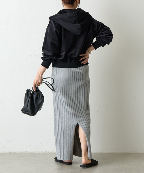 COLONY 2139（コロニートゥーワンスリーナイン）の「ベロアZIPパーカー（パーカー・レディース・チャコールグレー/ブラック/ブラウン・FREE）」の9枚目の写真