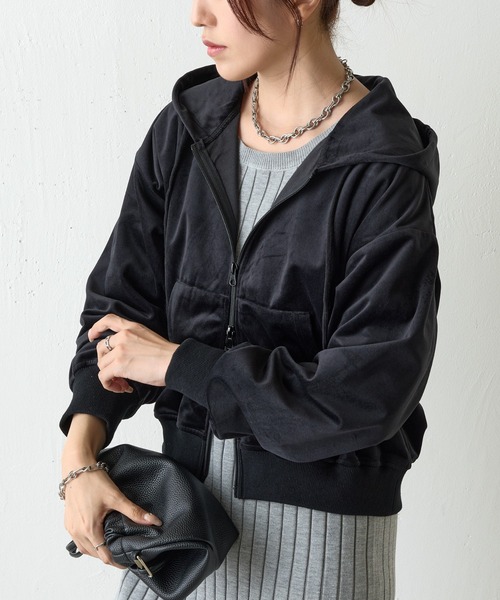 COLONY 2139（コロニートゥーワンスリーナイン）の「ベロアZIPパーカー（パーカー・レディース・チャコールグレー/ブラック/ブラウン・FREE）」の6枚目の写真