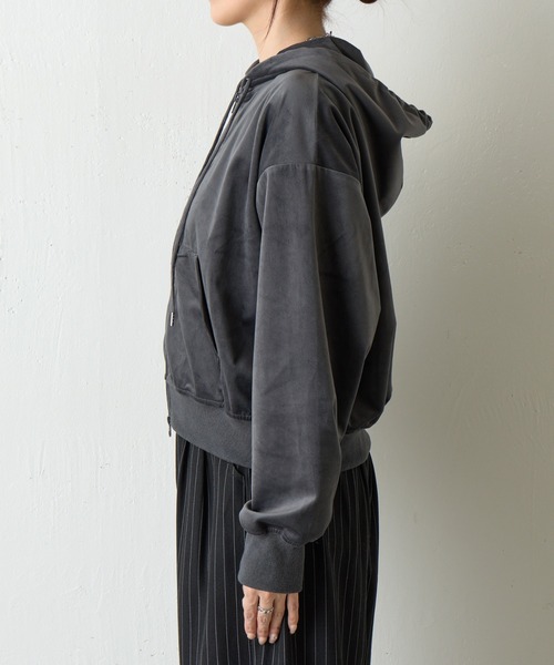 COLONY 2139（コロニートゥーワンスリーナイン）の「ベロアZIPパーカー（パーカー・レディース・チャコールグレー/ブラック/ブラウン・FREE）」の20枚目の写真