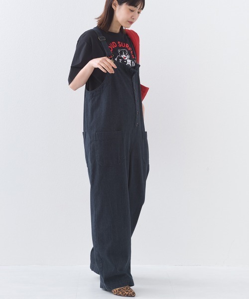 OMNES(オムネス)の「ワッシャーダンプ&デニムサロペット(サロペット/オーバーオール・レディース・ネイビー/ベージュ/ブラック/カーキ・FREE)」の16枚目の写真