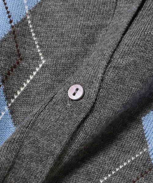 Ray BEAMS（レイビームス）の「アーガイル クルーネック カーディガン [手洗い可]（カーディガン/ボレロ・レディース・シルバー/レッド・ONE SIZE）」の15枚目の写真