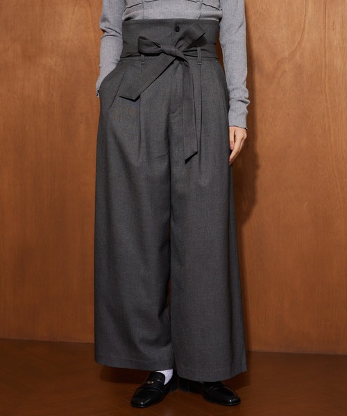 mysty woman（ミスティウーマン）の「ウエスト折り返しワイドパンツ 605431（その他パンツ・レディース・ベージュ/チャコールグレー/ブラック・FREE）」の2枚目の写真