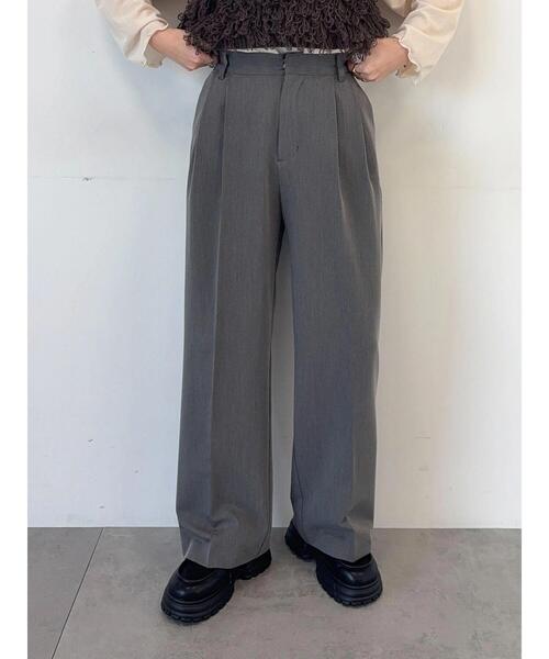 ehka sopo(エヘカソポ)の「センタープレスストレートスラックス(その他パンツ・レディース・ベージュ/グレー/チャコールグレー・F)」の2枚目の写真