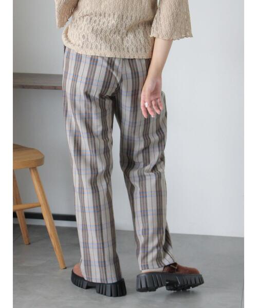 ehka sopo（エヘカソポ）の「センタープレスストレートスラックス（その他パンツ・レディース・ベージュ/グレー/チャコールグレー・F）」の7枚目の写真