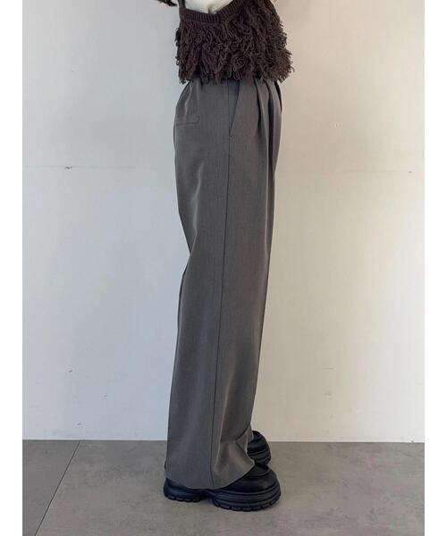 ehka sopo(エヘカソポ)の「センタープレスストレートスラックス(その他パンツ・レディース・ベージュ/グレー/チャコールグレー・F)」の6枚目の写真