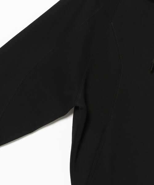 FUTURE ARCHIVE(フューチャーアーカイブ)の「【別注】Standard Format / Sinuous Hoodie(スウェット・メンズ・ブラック・MEDIUM/SMALL/XX-LARGE/X-LARGE/LARGE)」の2枚目の写真