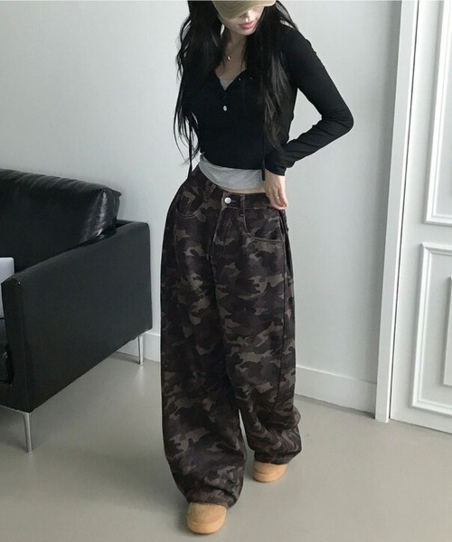 gossip!ロサンゼルス(ゴシップロサンゼルス)の「Y2K ミリタリーワイドパンツ(デニムパンツ・レディース・カモフラージュ・M/L/S/XS/XL)」の2枚目の写真