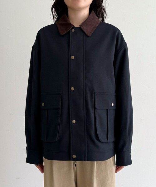 fredy emue（フレディエミュ）の「ツイルカバーオール（ブルゾン・レディース・ネイビー/ベージュ・38）」の3枚目の写真