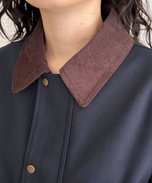 fredy emue（フレディエミュ）の「ツイルカバーオール（ブルゾン・レディース・ネイビー/ベージュ・38）」の13枚目の写真