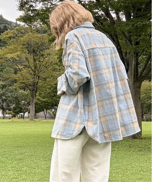 CURA CLOSET(キュラ クローゼット)の「【hada_meguuu select】チェック柄シャツ(シャツ/ブラウス・レディース・レッド/ブラック/ブラウン/ブルー・フリー)」の16枚目の写真