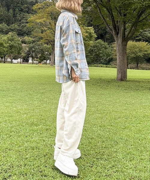 CURA CLOSET(キュラ クローゼット)の「【hada_meguuu select】チェック柄シャツ(シャツ/ブラウス・レディース・レッド/ブラック/ブラウン/ブルー・フリー)」の18枚目の写真