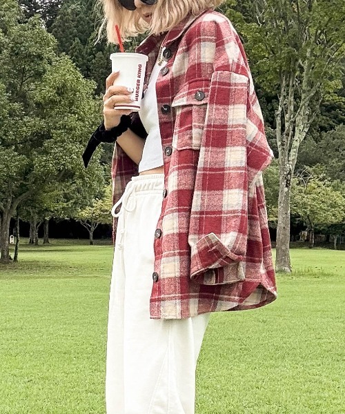 CURA CLOSET(キュラ クローゼット)の「【hada_meguuu select】チェック柄シャツ(シャツ/ブラウス・レディース・レッド/ブラック/ブラウン/ブルー・フリー)」の20枚目の写真