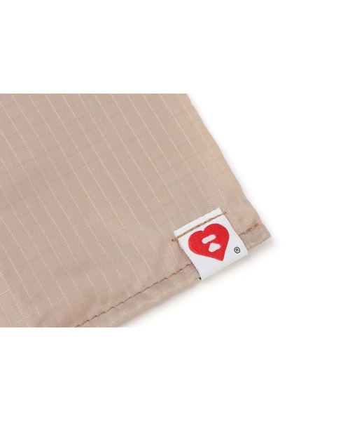A BATHING APE(アベイシングエイプ)の「APEE SHOPPING BAG(トートバッグ・レディース・レッド/ピンク/グリーン/ベージュ・FREE)」の13枚目の写真
