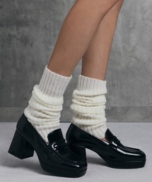 CHARLES & KEITH | プラットフォーム ブロックヒールローファーパンプス(ローファー)