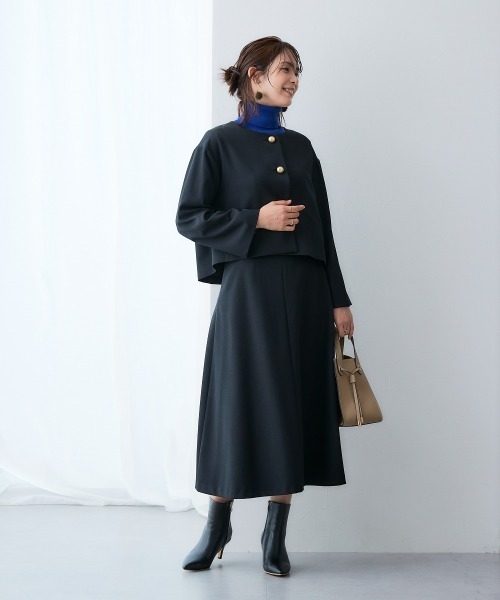 7days Life Styling（セブンデイズライフスタイリング）の「【レディーススーツ】＜OTOさんコラボ＞ボトムが選べるセットアップスーツ（ノーカラージャケット＋ワイドパンツまたはロング丈フレアスカート）（ストレッチウール調シリーズ）＜大きいサイズ有＞（スーツセット・レディース・ブラック系3/ブラック系1/ホワイト系2/ホワイト系1/ブラック系4/ブラック系2・M/L/LL/3L/4L/5L/6L/S/8L）」の12枚目の写真