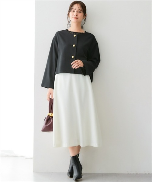 7days Life Styling（セブンデイズライフスタイリング）の「【レディーススーツ】＜OTOさんコラボ＞ボトムが選べるセットアップスーツ（ノーカラージャケット＋ワイドパンツまたはロング丈フレアスカート）（ストレッチウール調シリーズ）＜大きいサイズ有＞（スーツセット・レディース・ブラック系3/ブラック系1/ホワイト系2/ホワイト系1/ブラック系4/ブラック系2・M/L/LL/3L/4L/5L/6L/S/8L）」の19枚目の写真